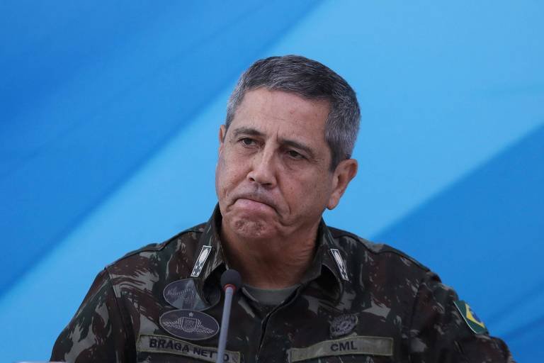 PGR defende manutenção da prisão de Braga Netto no STF
