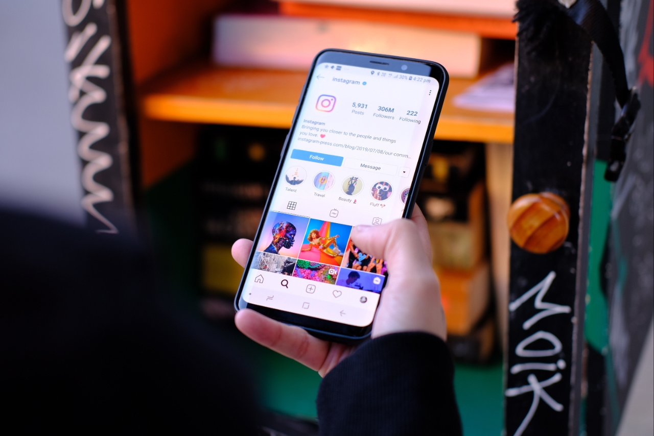 Instagram reforça segurança para adolescentes com novas restrições