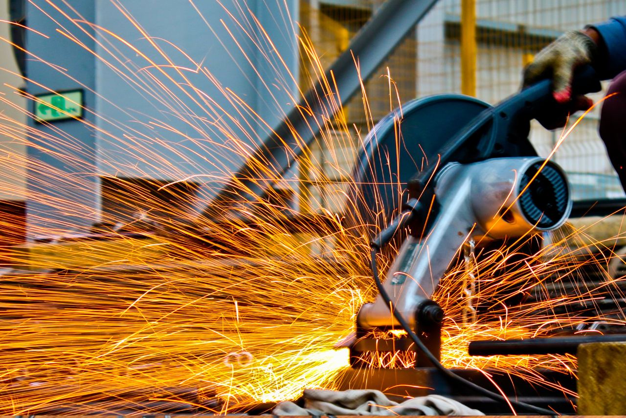 Feirão de empregos para o setor metalmecânico acontece nesta quinta em Curitiba