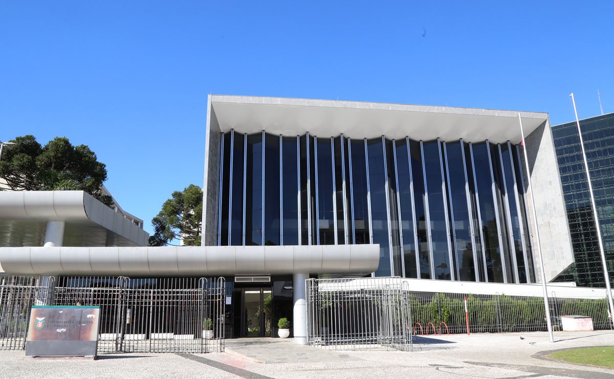 Olhar Político: os destaques da semana no Brasil, Paraná e cidades – 19/05 à 25/05