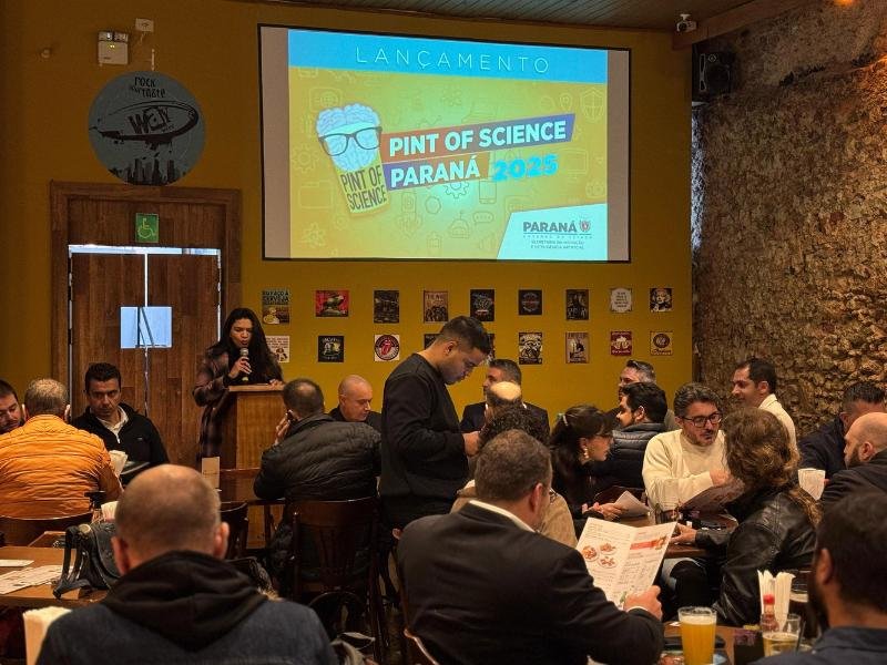 Pint of Science 2025 traz ciência descontraída para bares de Curitiba entre 19 e 21 de maio