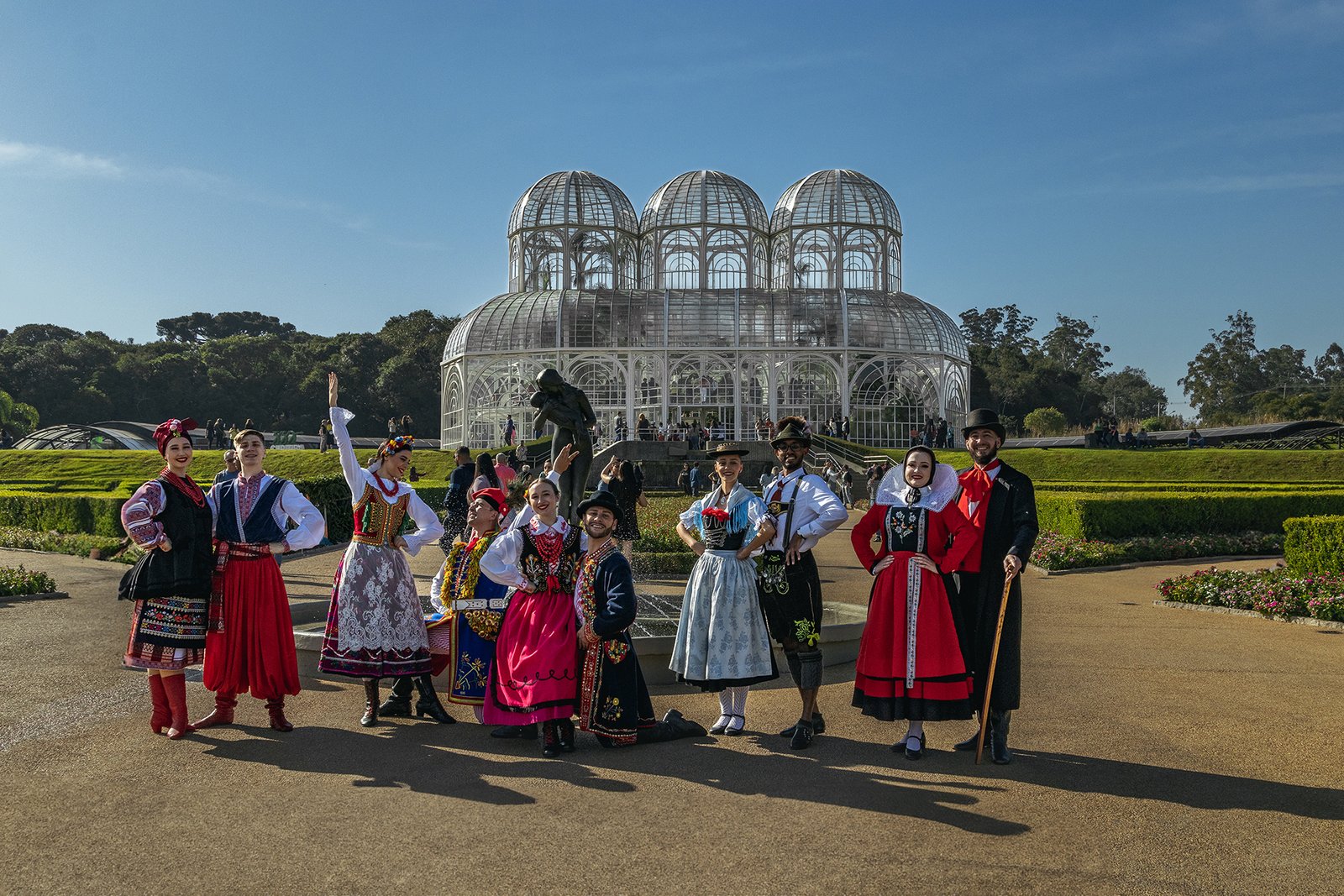 O frio no Paraná convida ao turismo: arraiás, festas gastronômicas e tradições regionais aquecem o Estado