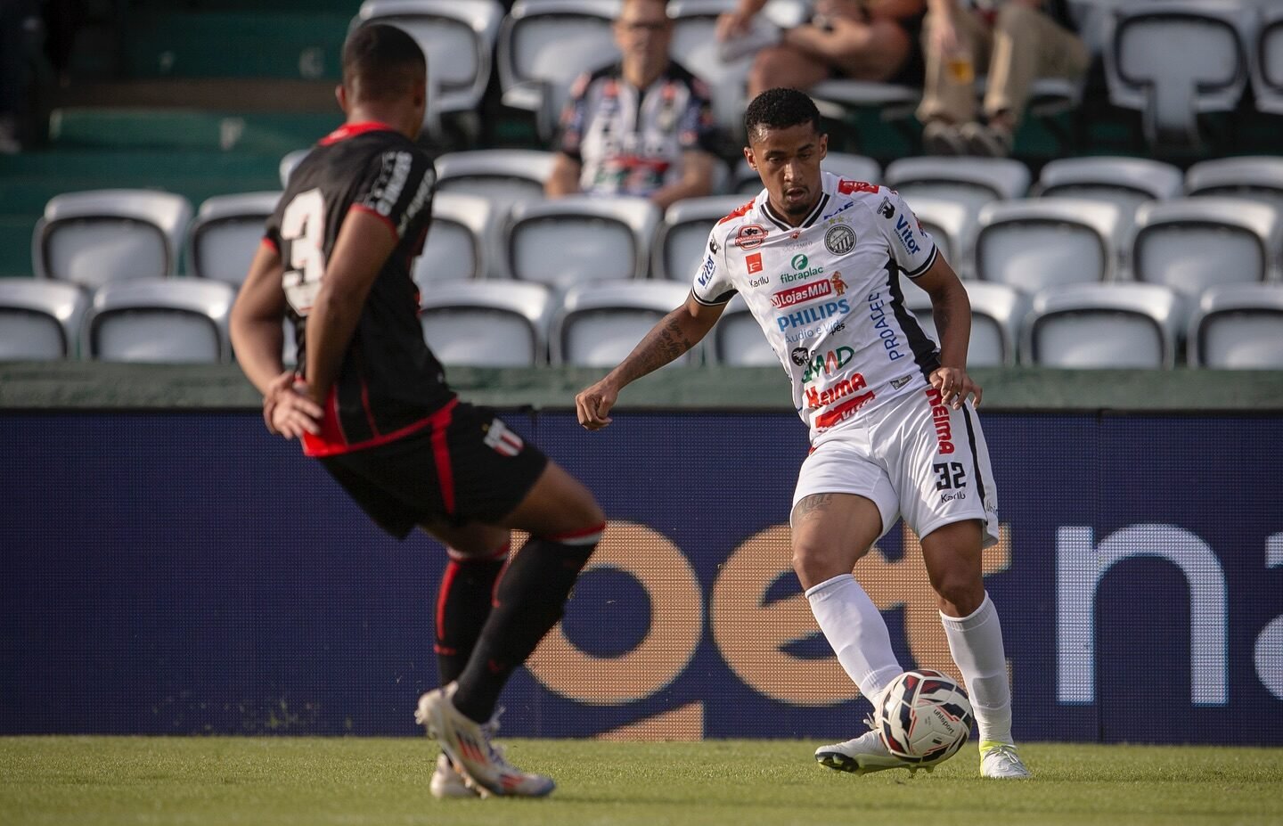 Operário-PR tem tarde inspirada no Couto e vence Botafogo-SP por 3 a 0 na Série B
