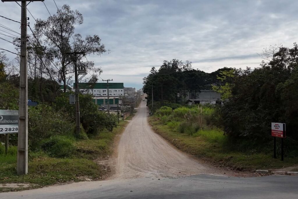 Asfaltamento Colombo