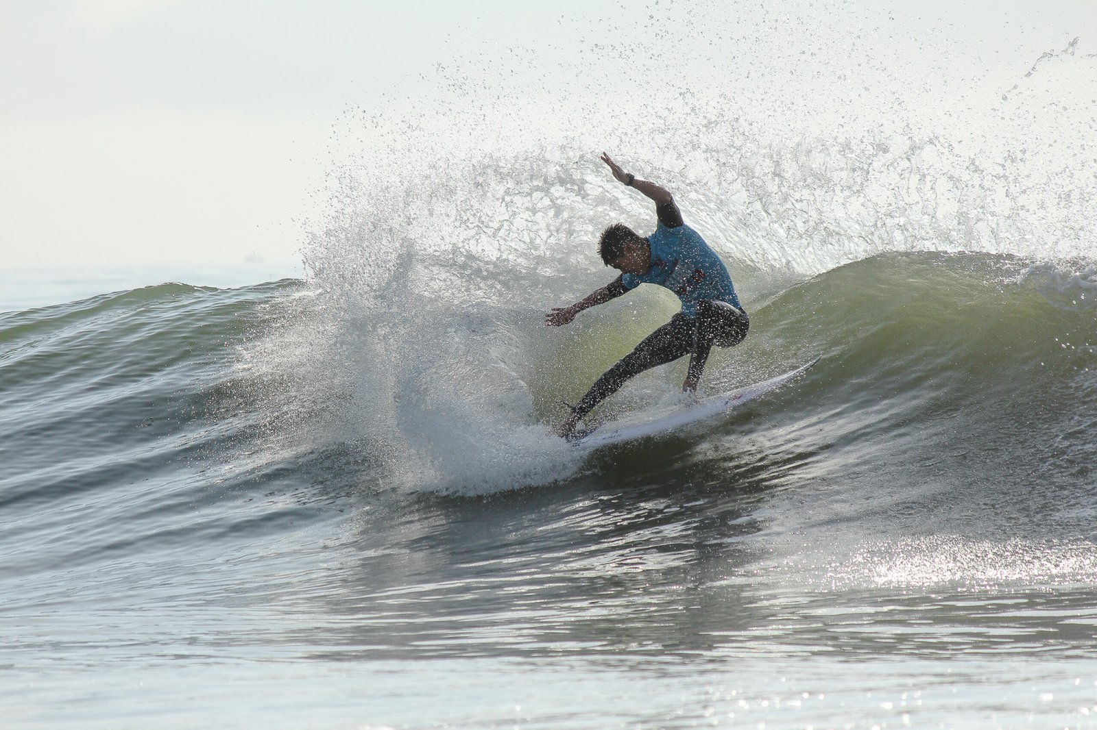 Tem Surf no Litoral: Acompanhe as Baterias do Campeonato Paranaense no Pico de Matinhos