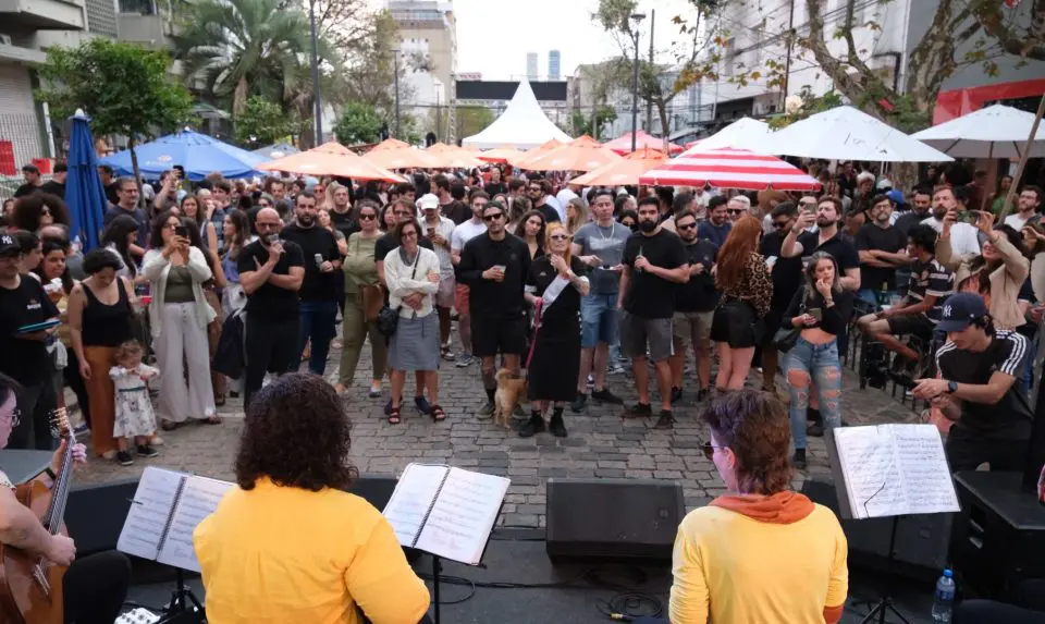 Festa junina imperdível: Al. Prudente de Moraes vira arraial com música e sabores típicos