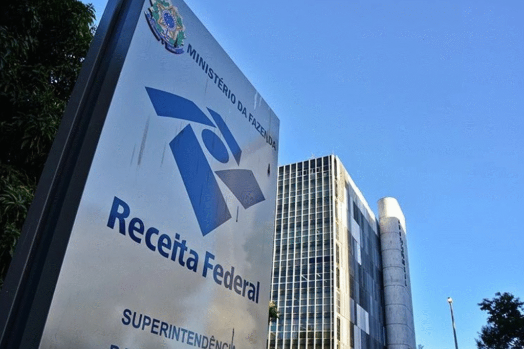 Crise dos Poderes: chefes do Congresso vão ao STF debater emendas em meio a tensão