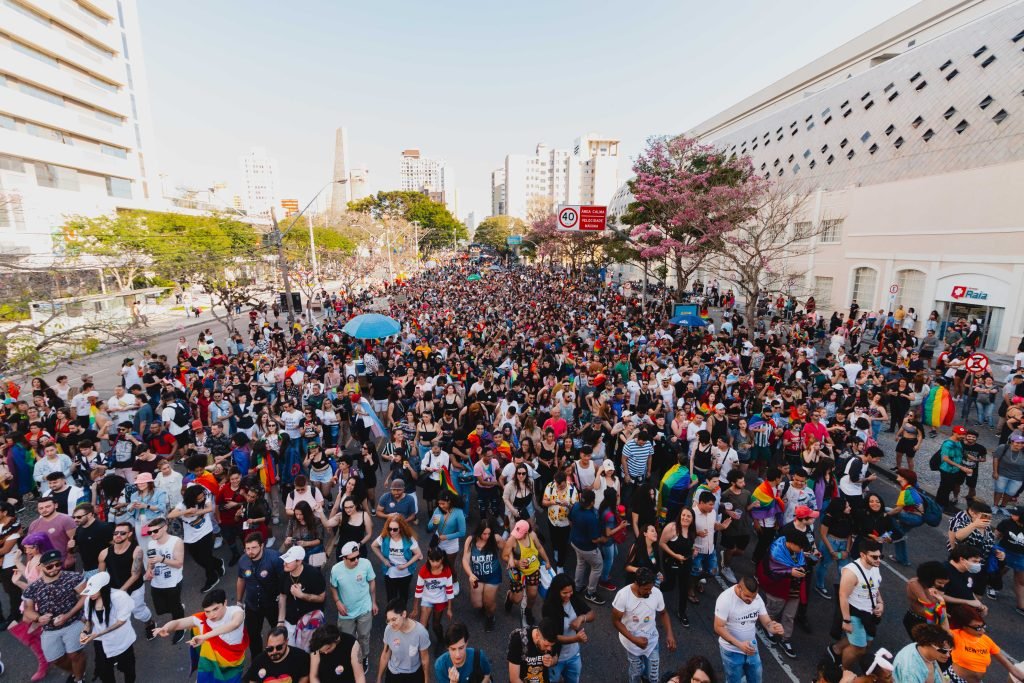 Um mar de cores e luta: Curitiba se prepara para receber 50 mil na 8ª Marcha pela Diversidade
