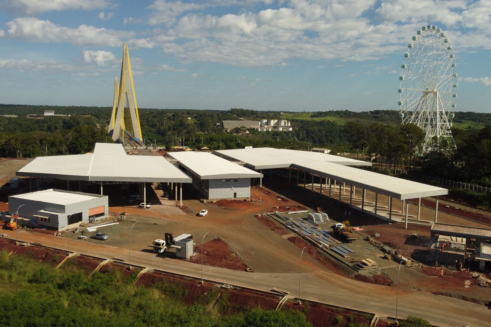 Paraná e Paraguai estreitam laços: Ratinho Junior e Peña debatem ponte e comércio bilateral
