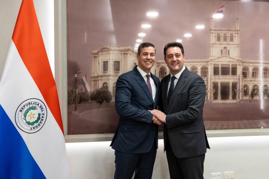 Paraná e Paraguai Estreitam Laços: Ratinho Junior e Peña Debatem Ponte e Comércio Bilateral