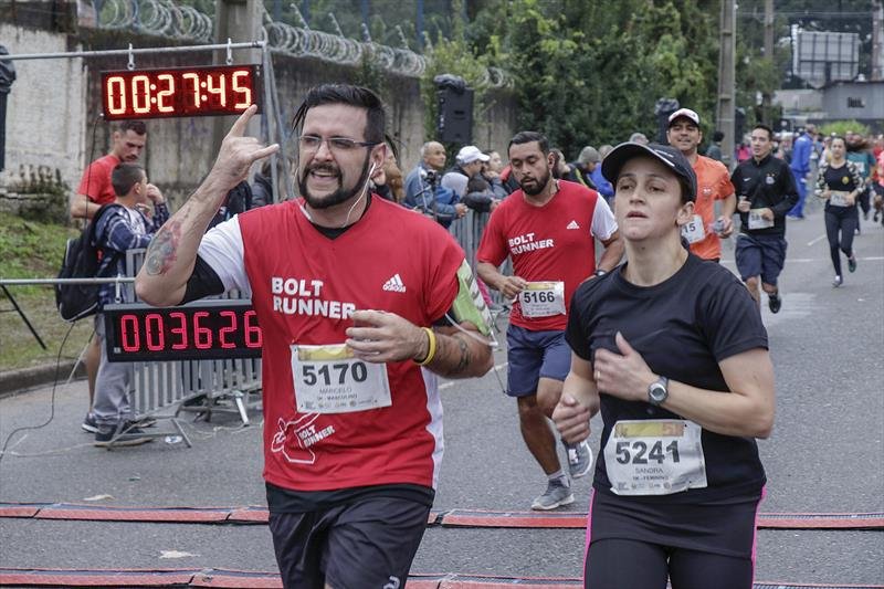 Ao Som de Rock 'n' Roll, Corrida Temática Celebrou o Dia do Rock em Curitiba