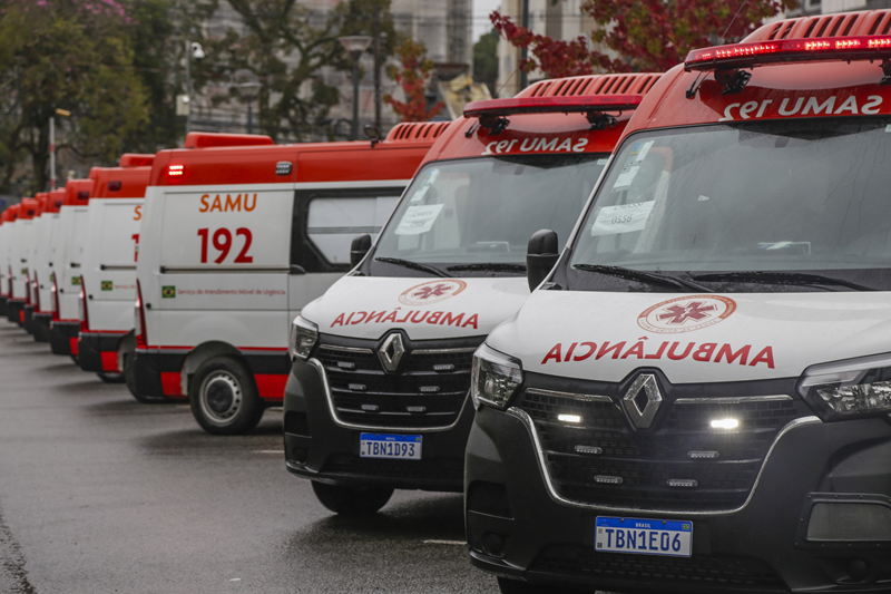 Saúde de Curitiba ganha reforço duplo com nova maternidade 100% SUS e 20 ambulâncias para o SAMU