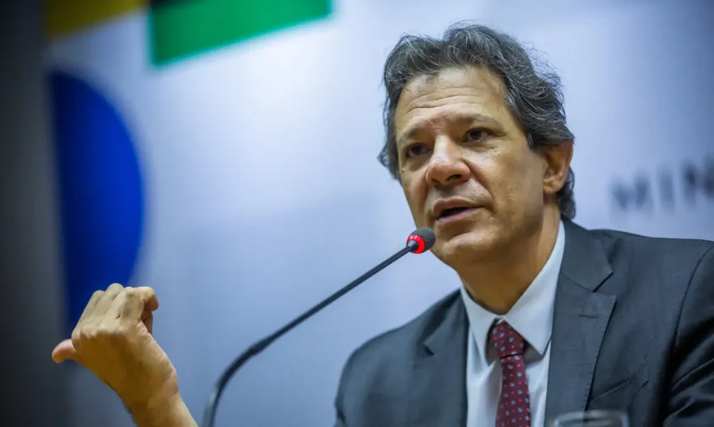 Haddad defende imposto maior para "Bets" e busca acordo com Congresso sobre IOF e imposto de renda