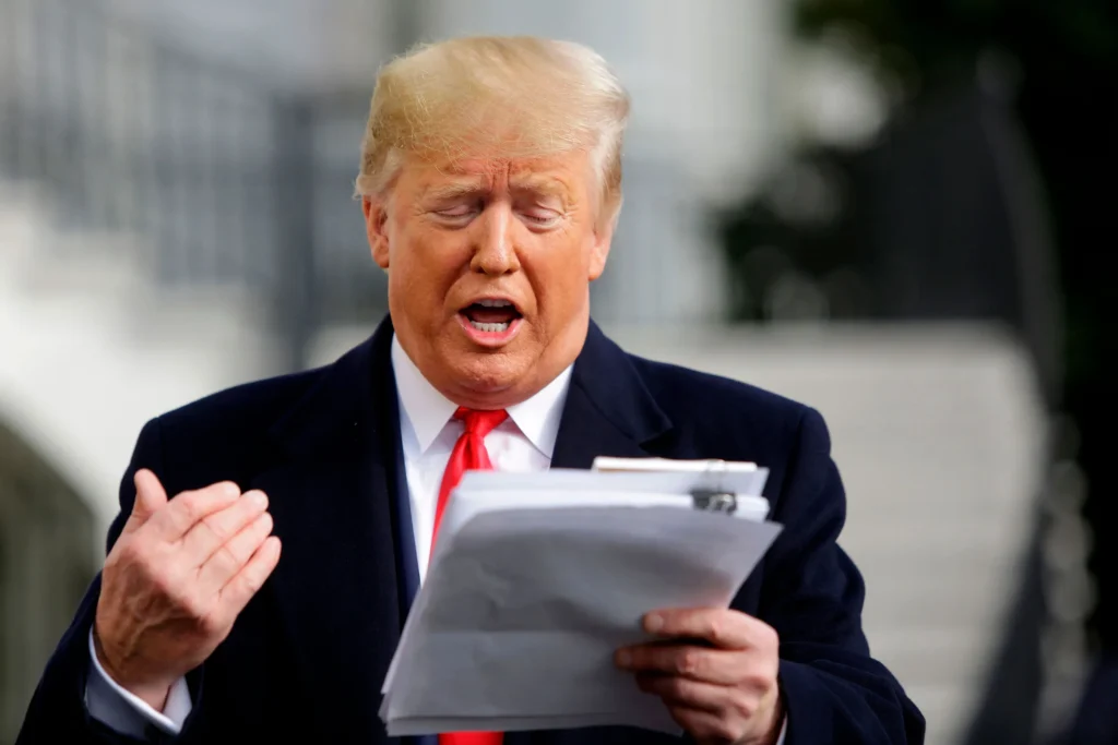 "É o BRICS ou os EUA": Trump Dá Ultimato ao Mundo e Ameaça Aliados do Bloco com Tarifa de 10%