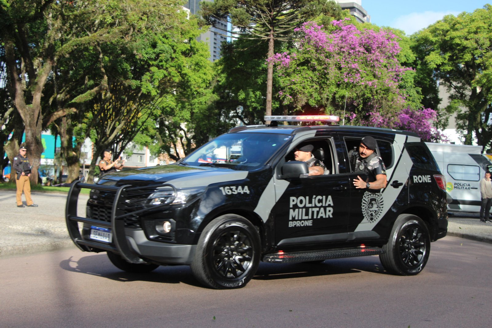 Operação em Curitiba Prende 20 e Desativa "Big Brother" do Crime no Alto Boqueirão