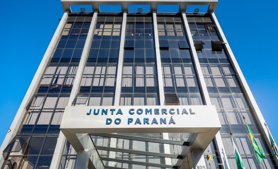 Geotecnologia a Favor do Empreendedor: Como o Novo Sistema da Jucepar Vai Revolucionar o Registro de Empresas