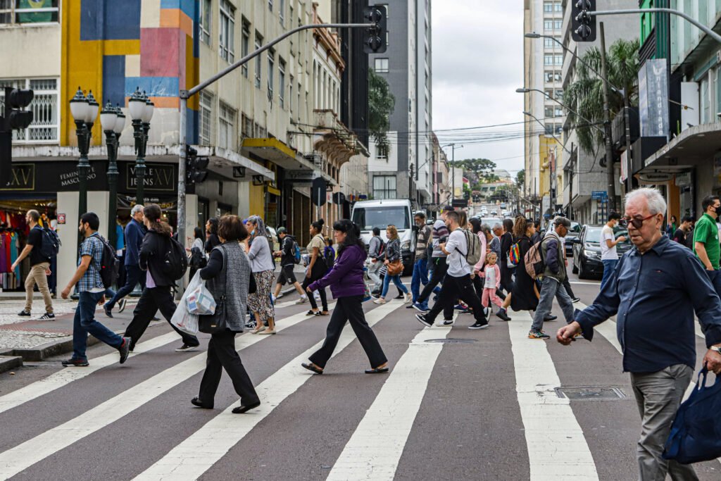 Terra de Oportunidades: Paraná é um dos Estados que Mais Atraem Migrantes no Brasil, Aponta Censo