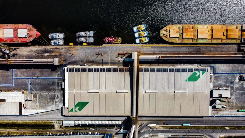 Alívio para o Paraná: celulose, madeira, autopeças e suco de laranja escapam do tarifaço dos EUA