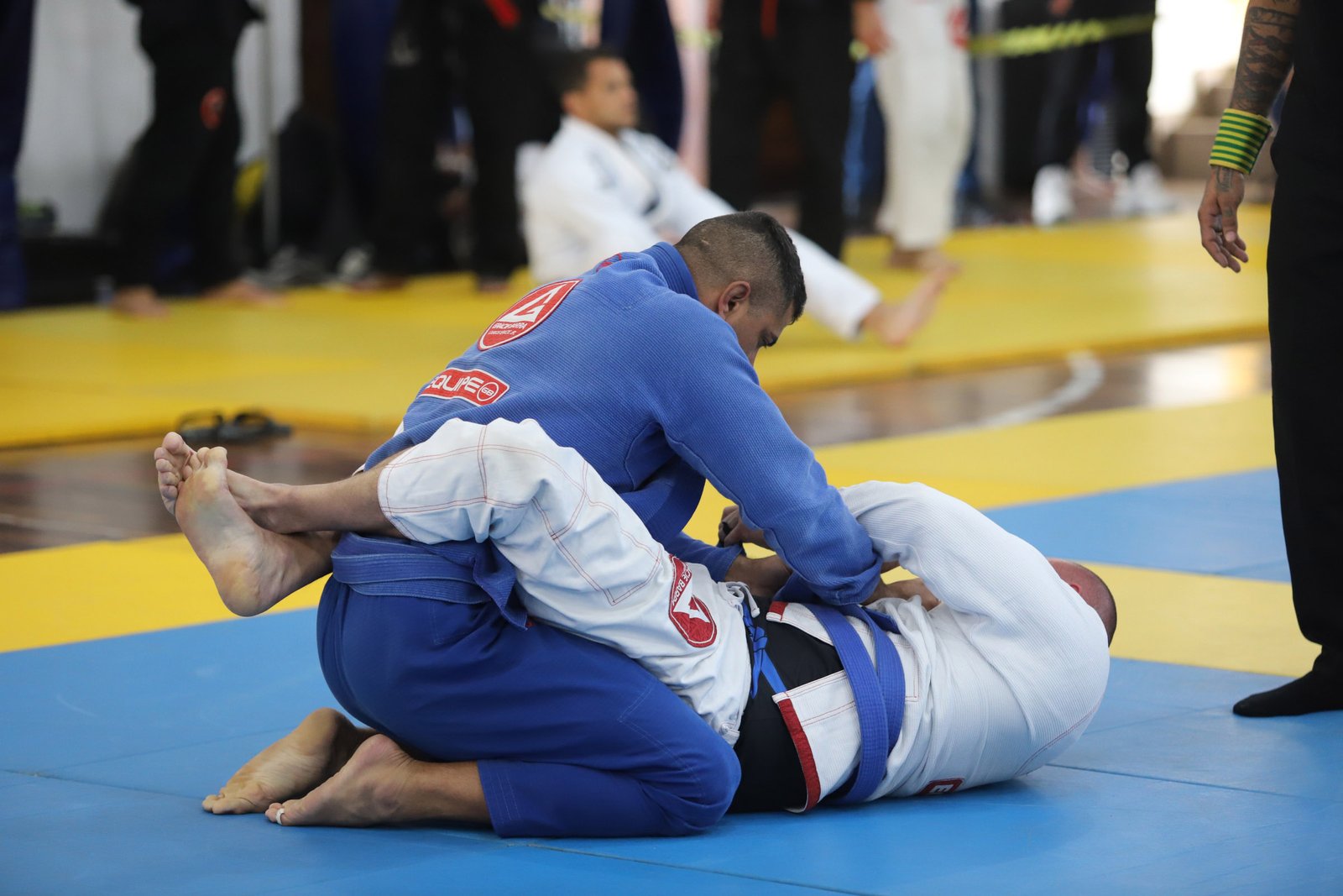 Com presença de atleta do UFC, 1ª Copa de Jiu-Jitsu da PMPR coroa campeões em Curitiba