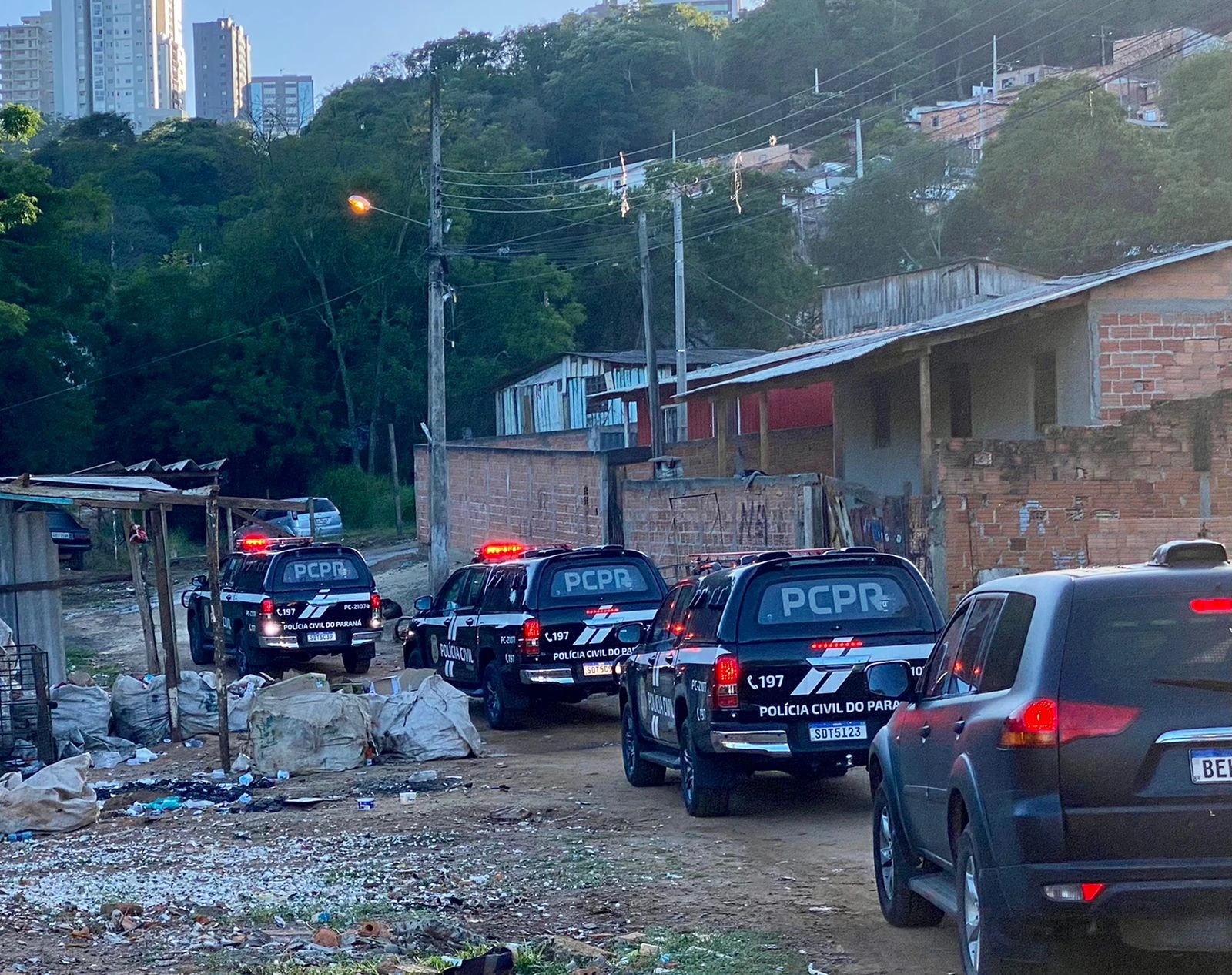 Operação em Ponta Grossa revela a nova fronteira do narcotráfico: o “delivery” de drogas pelos Correios