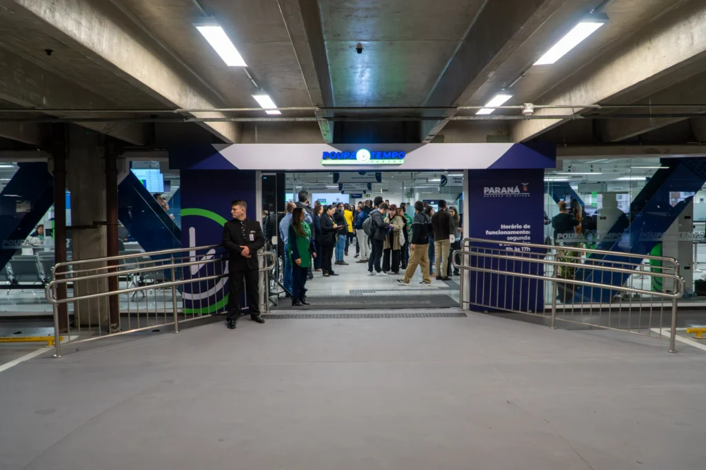 Inspirado no Modelo Paulista, Paraná Lança seu Próprio Poupatempo Para Simplificar a Vida do Cidadão