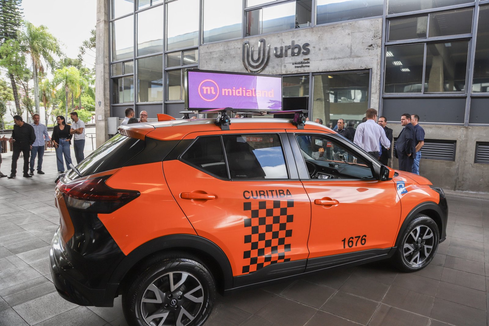 Taxistas de Curitiba ganham 50% de desconto na outorga até 2028 e podem parcelar dívidas