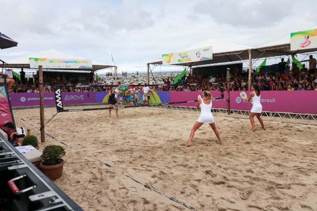 A elite mundial na areia: Matinhos sedia abertura da temporada internacional de Beach Tennis em fevereiro