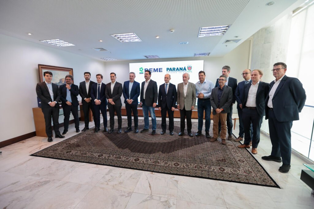 R$ 1,2 bi e calado de 15,5 metros: Estado alinha início da concessão inédita do Canal da Galheta