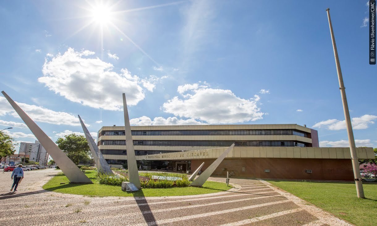 Potência do Oeste: Foz e Cascavel terão R$ 5,2 bilhões em caixa em 2026; veja onde cada prefeitura vai gastar o dinheiro