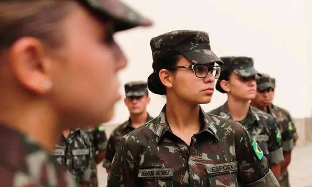 Alistamento militar 2026 já está aberto; prazo vai até junho para homens e mulheres