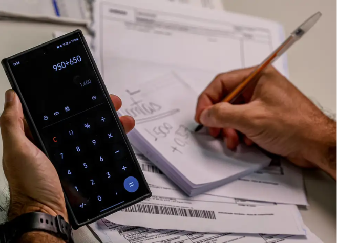 Cerco aos sonegadores: Lula sanciona lei que pune devedor contumaz e cria 'cadastro positivo' para bons pagadores