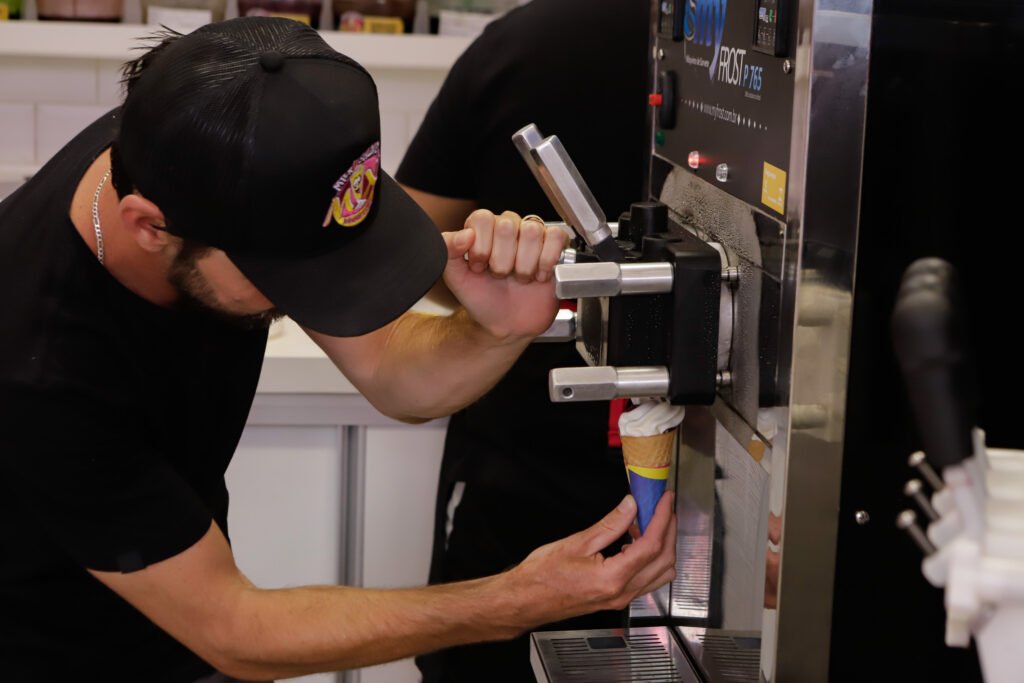 Temporada 2026: Pontal e Guaratuba têm alta de 30% e setor celebra "retomada do verão"