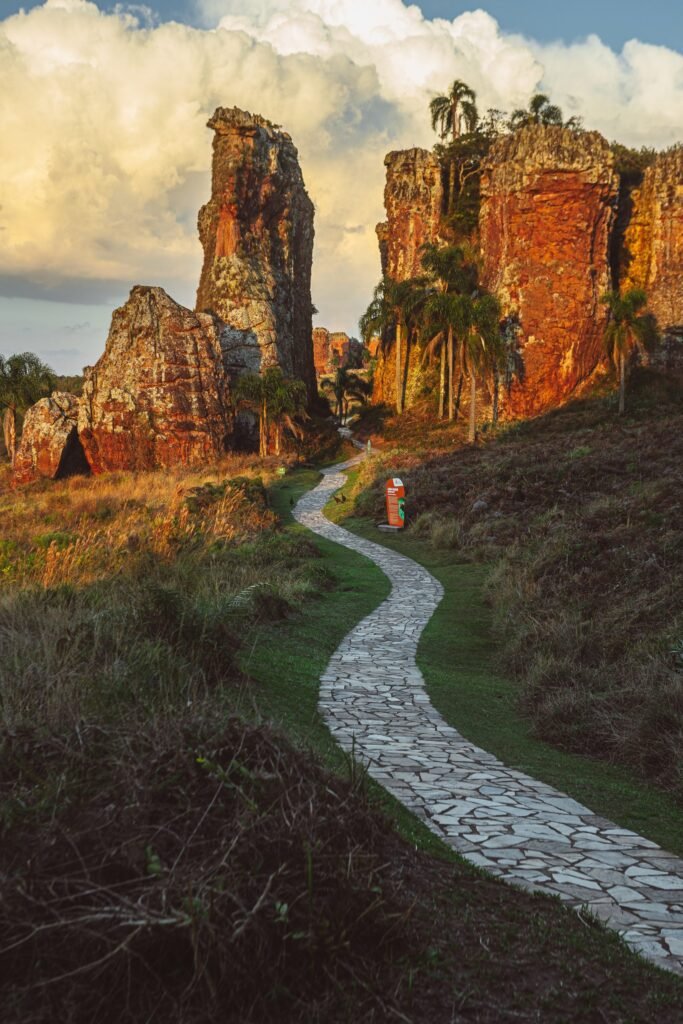 Férias na natureza: Parque Vila Velha reúne aventura, gastronomia e paisagens milenares a 1h de Curitiba