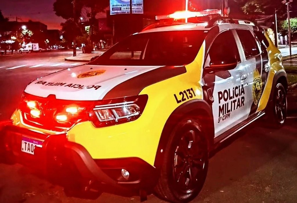 Polícia militar prende homem com arsenal após disparos em via pública em Cascavel