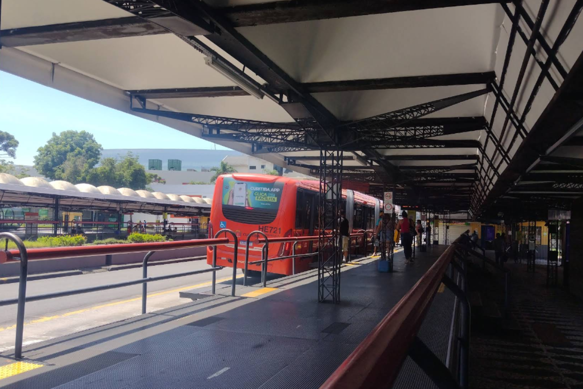 Esquadrão Antibombas libera Terminal Portão após encontrar ‘kit festa’ em caixa de força