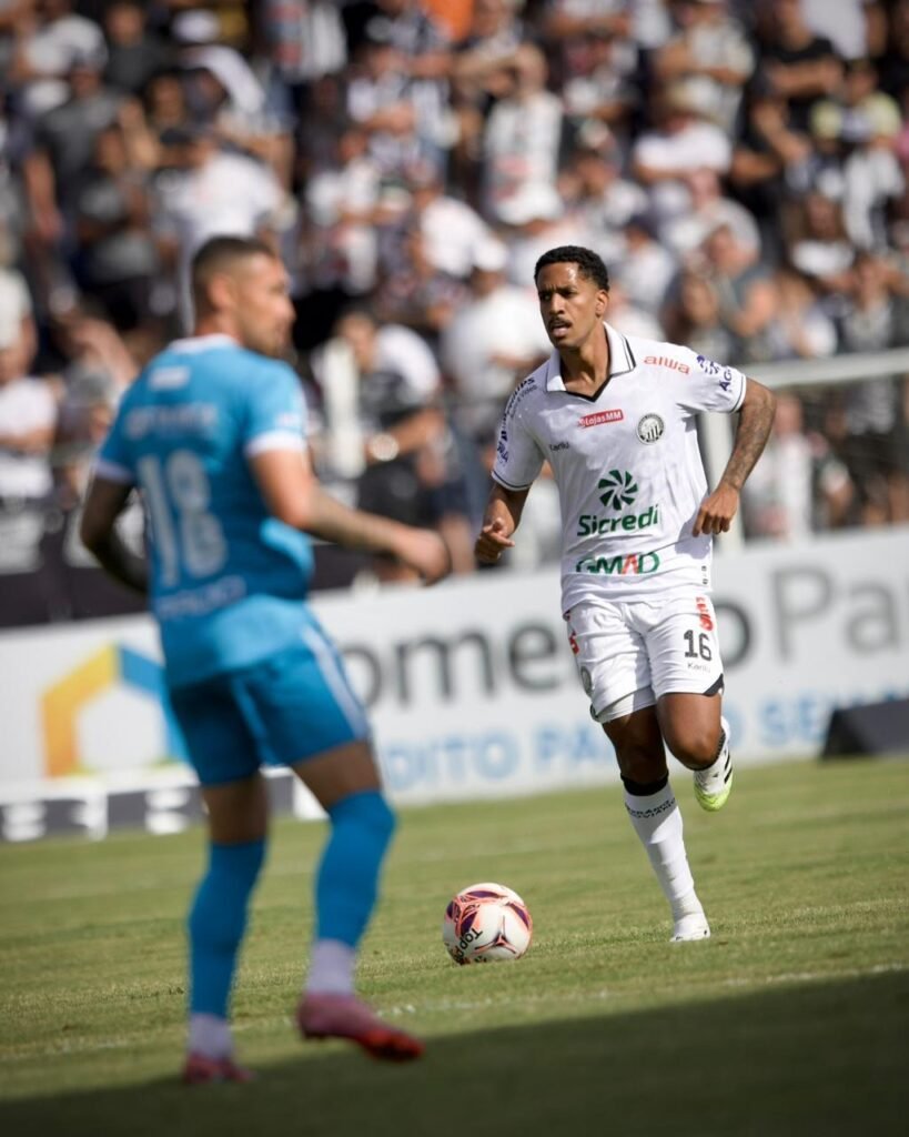 Tudo aberto no interior: Operário e Londrina param nos goleiros e empatam 1º jogo da final do Paranaense