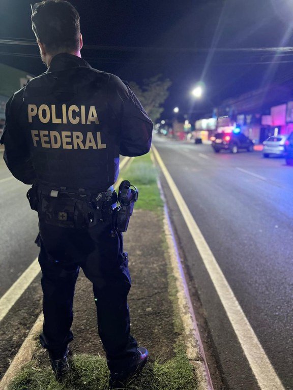 Cerco na fronteira: PF prende três foragidos da Justiça em Foz do Iguaçu, incluindo dois expulsos do Paraguai