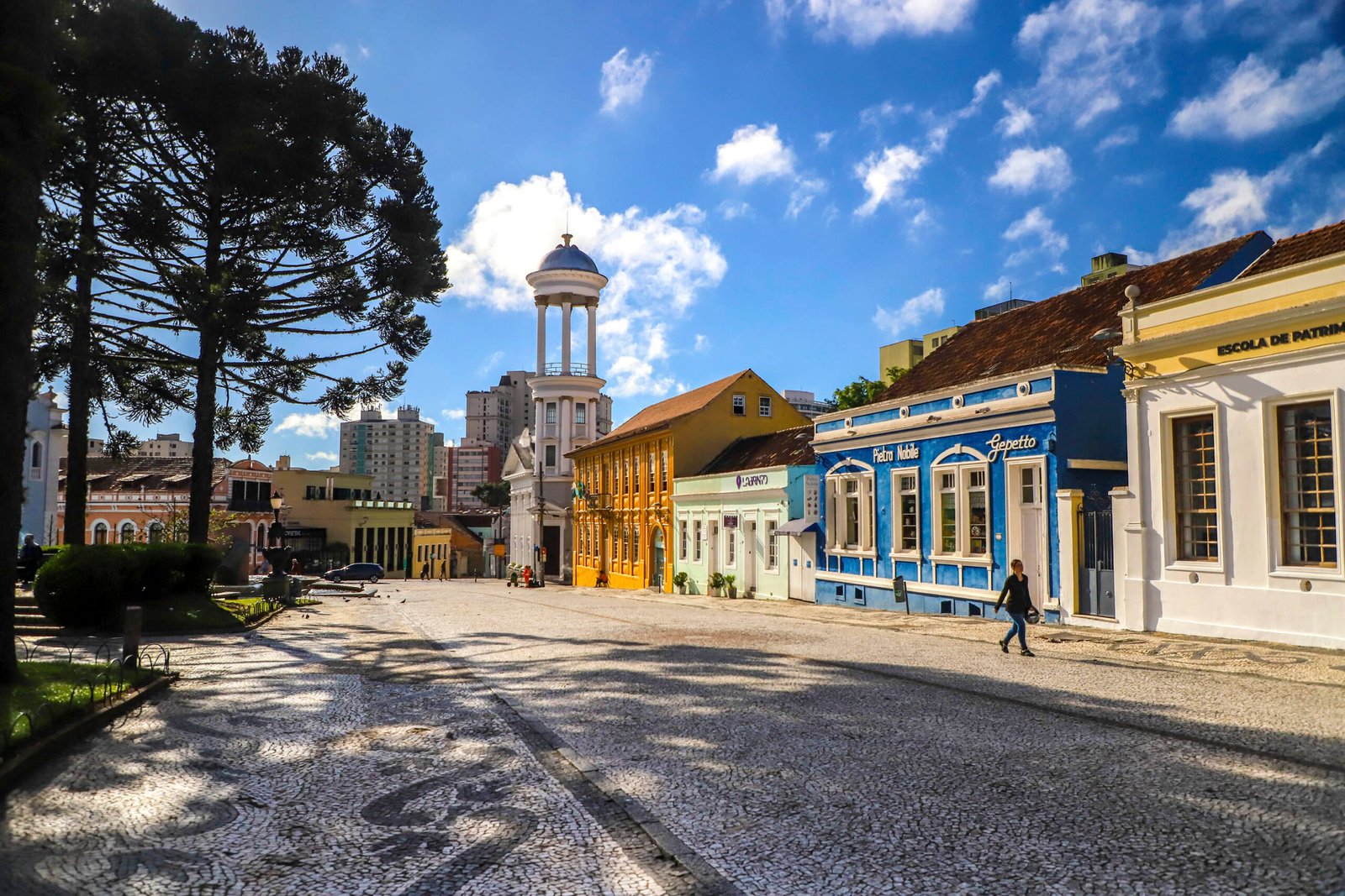 Muito além do concreto: Paraná vira referência mundial no turismo de arquitetura e história