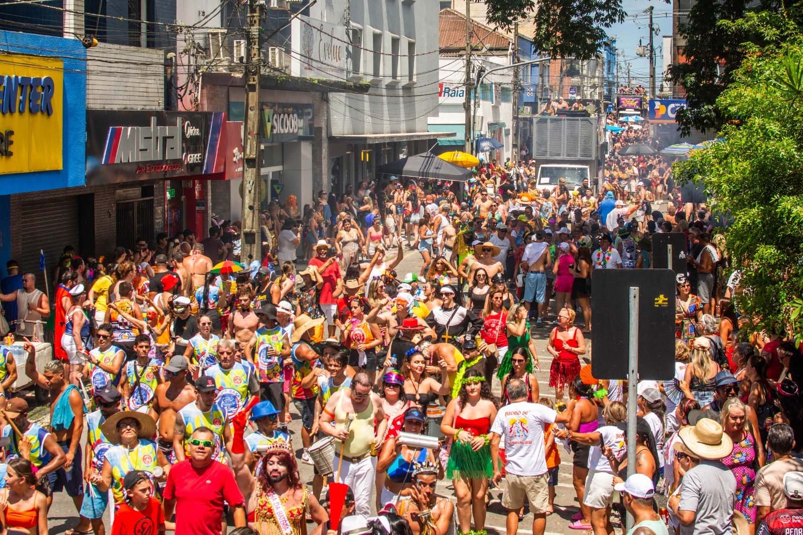 Efeito Carnaval: Turismo paranaense deve movimentar mais de R$ 700 milhões em fevereiro