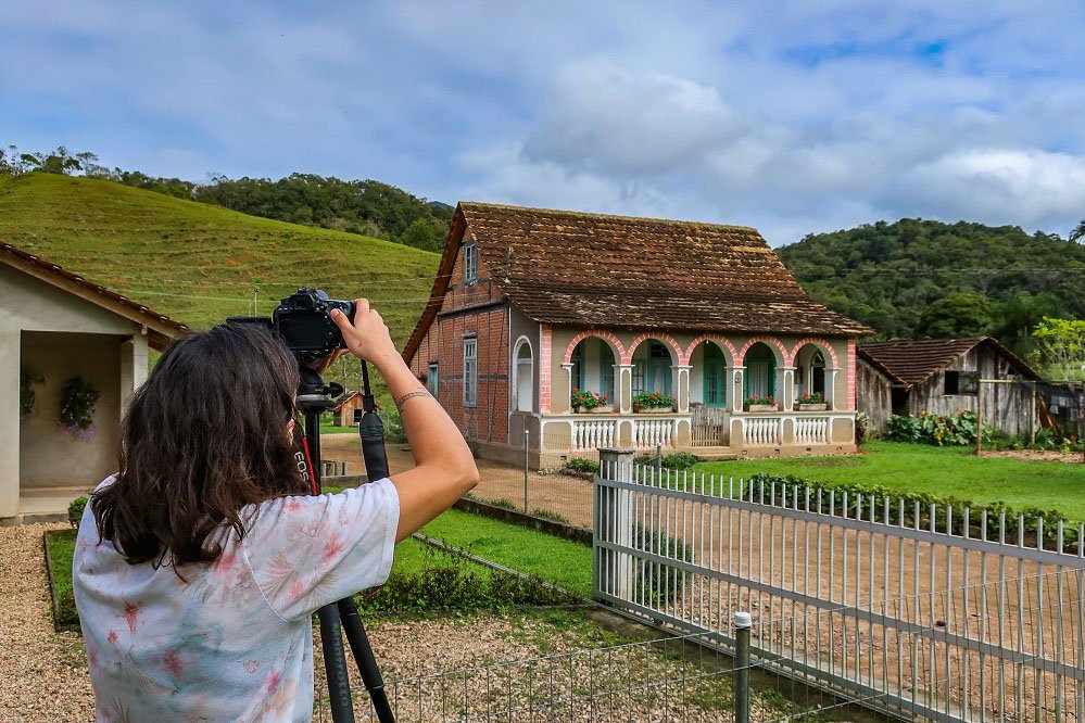 Muito além do concreto: Paraná vira referência mundial no turismo de arquitetura e história
