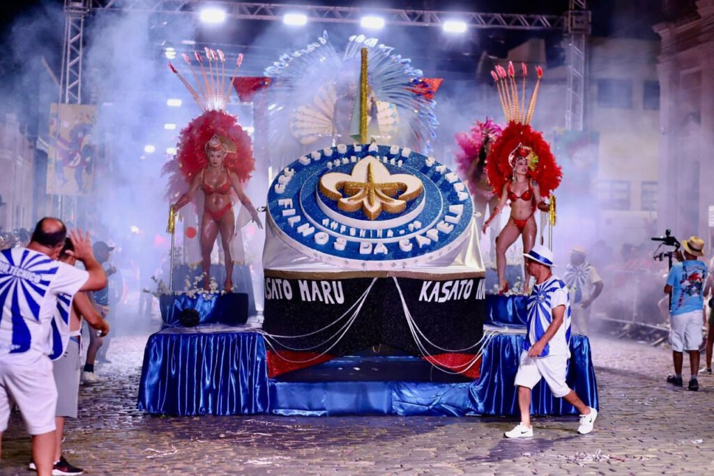 100 anos de folia: Carnaval de Antonina une tradição das escolas de samba e defesa da natureza em 2026