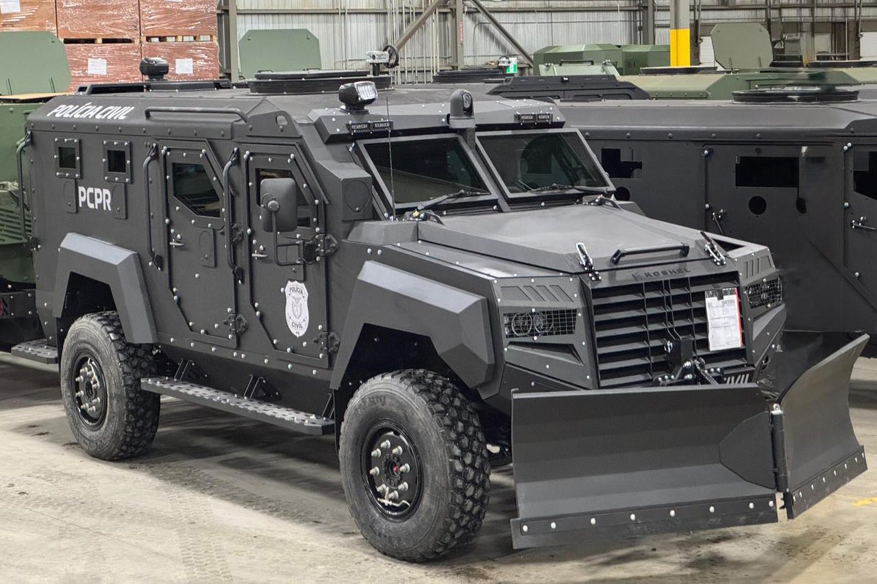 "Caveirões" High-Tech: Paraná investe R$ 24 milhões em blindados canadenses para o BOPE e Tigre