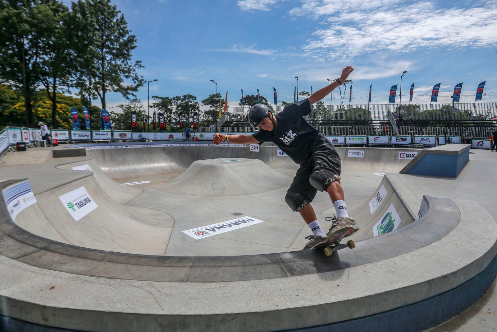 Pista do Jardim das Américas recebe a sexta edição do Circuito Curitibano de Skate