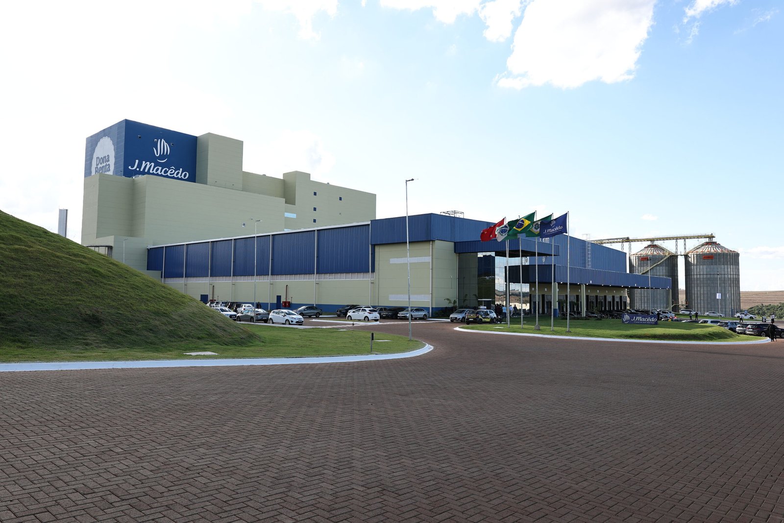 Dona da marca Dona Benta inaugura fábrica de R$ 300 milhões em Londrina