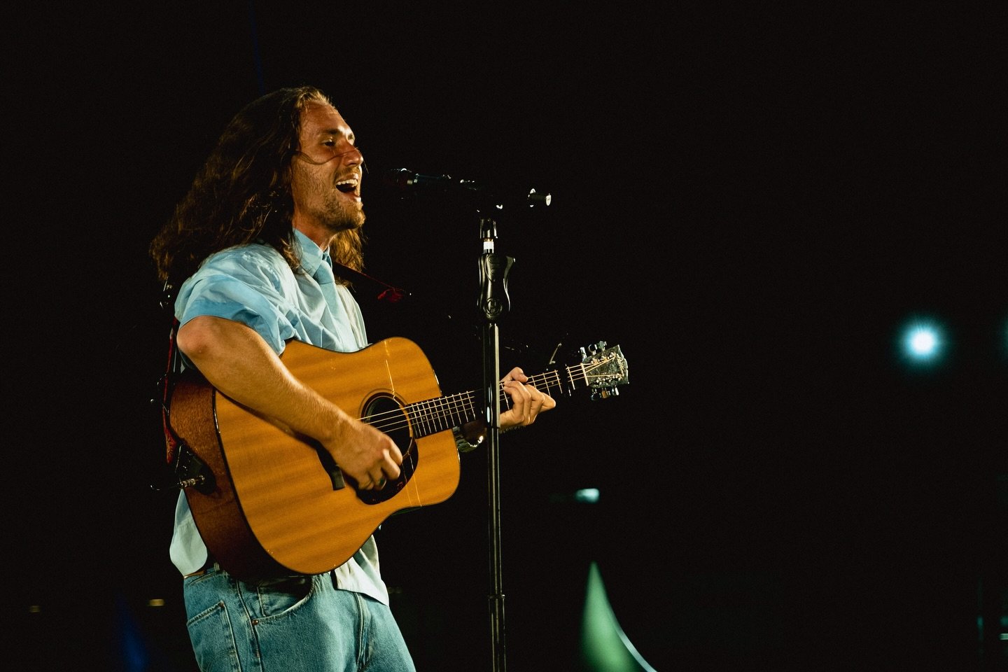 Despedida do verão na Ilha do Mel tem Lagum, Vitor Kley e horários extras de embarque