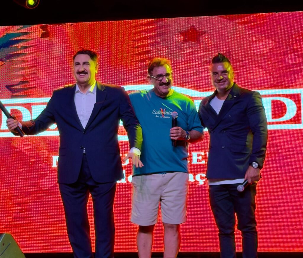 De repórter policial a ícone da TV: Ratinho vira atração turística em museu de Foz do Iguaçu