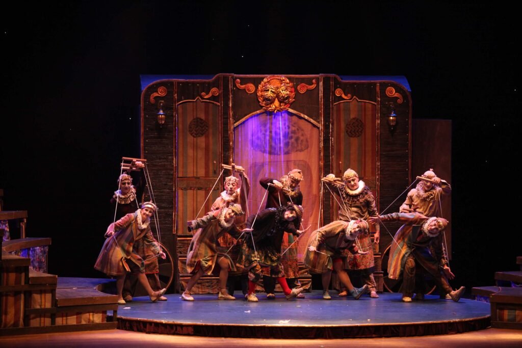 G2 Cia de Dança leva o espetáculo gratuito "GAG" para Campo Mourão e Guarapuava nesta semana