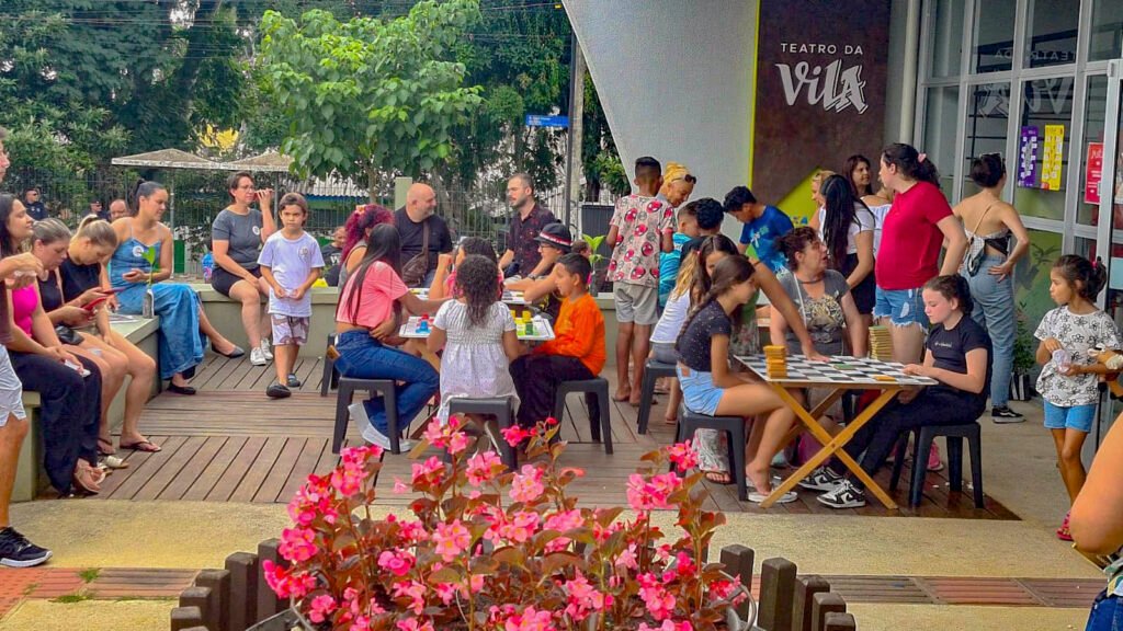 O que fazer em Curitiba neste sábado: cinema grátis no CIC e feiras nos bairros