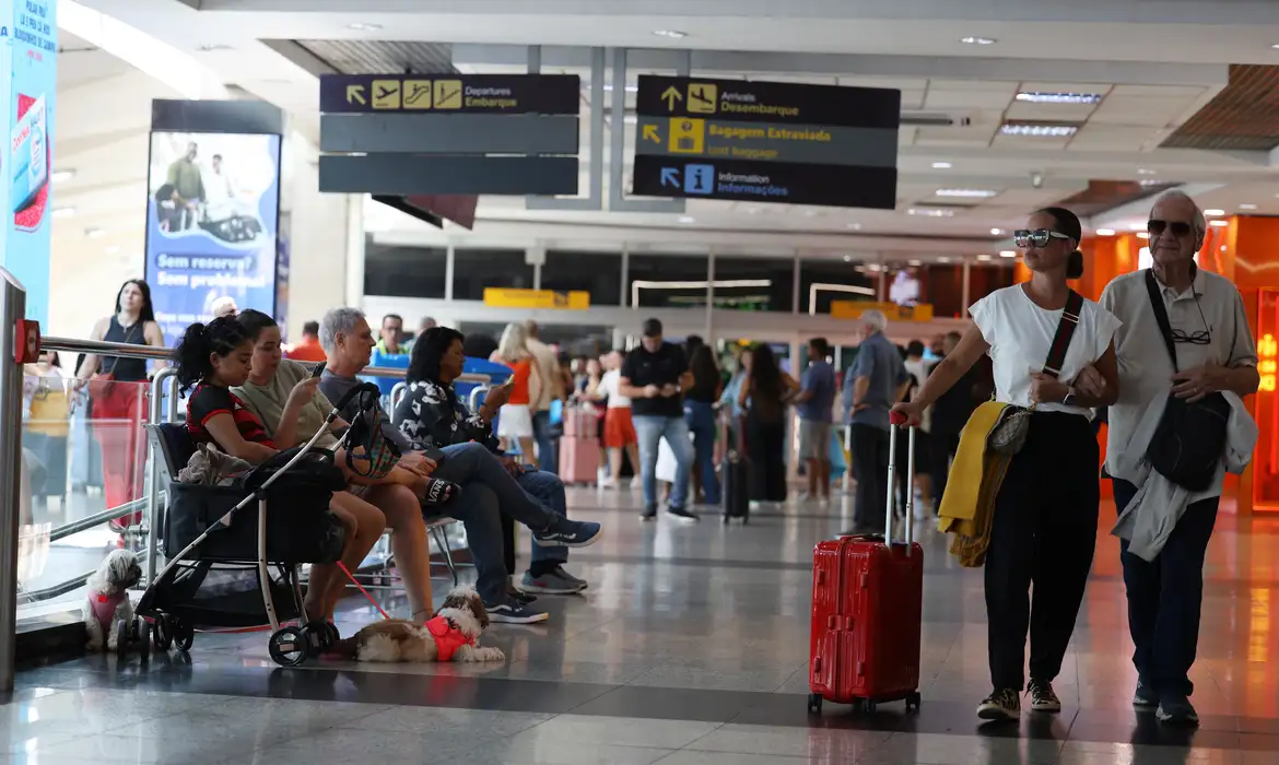 Efeito Tiradentes: Guarulhos lidera movimentação em semana de aeroportos lotados por todo o País