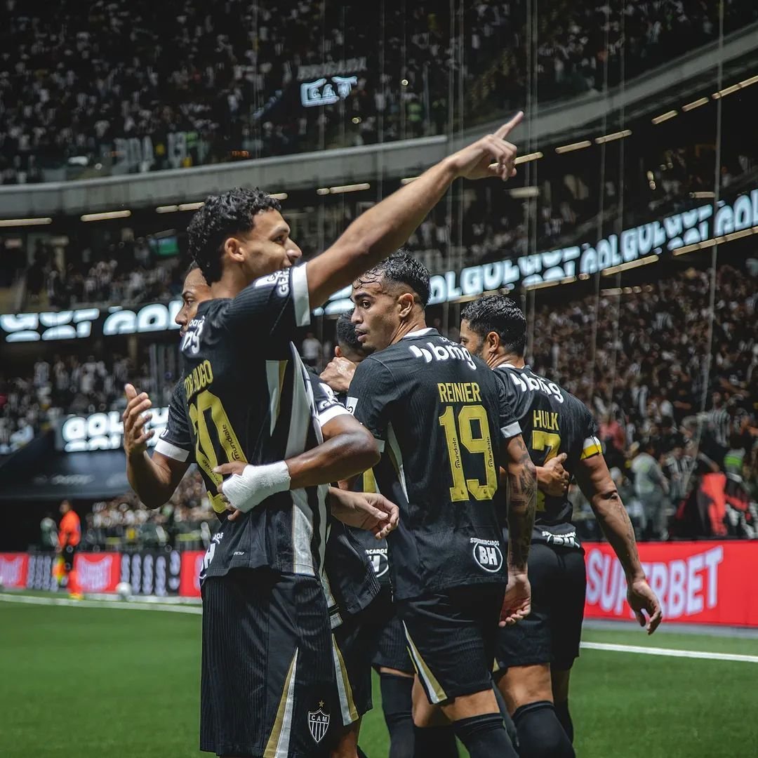 Athletico reage tarde, é punido em contra-ataques e perde para o Galo fora de casa